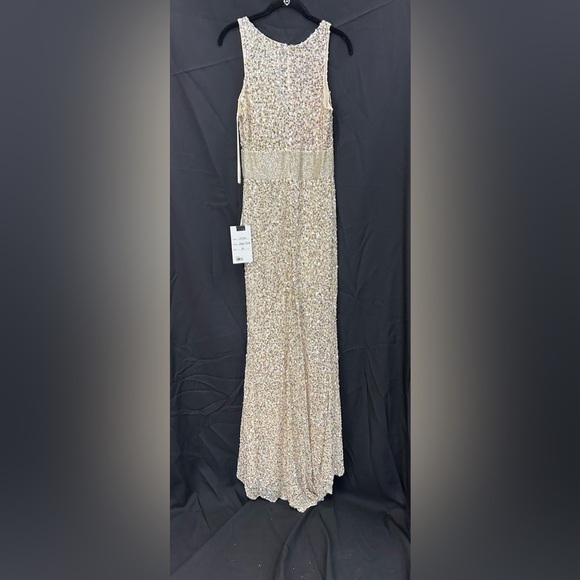 Mac Duggal 4930 SEQUINED SLEEVELESS V NECK COLUMN GOWN - Picture 5 of 8